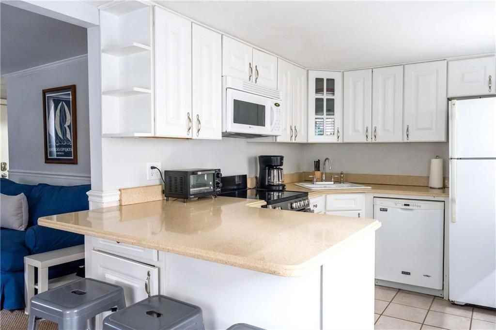 40 S Baptist St - Photo 2 of 16