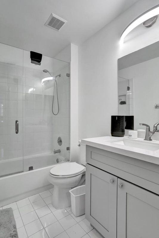6242 Nw 38th Dr - Photo 4 of 21
