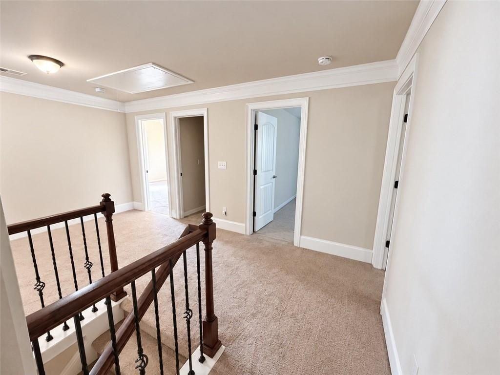 118 Village Pl - Photo 4 of 31