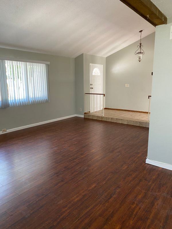 2441 Saint Clair Ave - Photo 3 of 12
