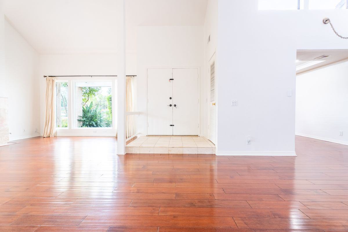 4985 Paseo Segovia - Photo 3 of 36