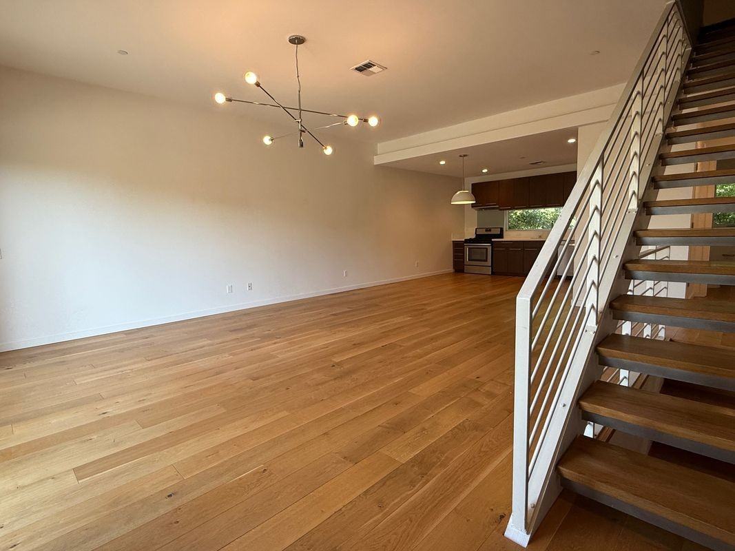 476 Garden St - Photo 4 of 33