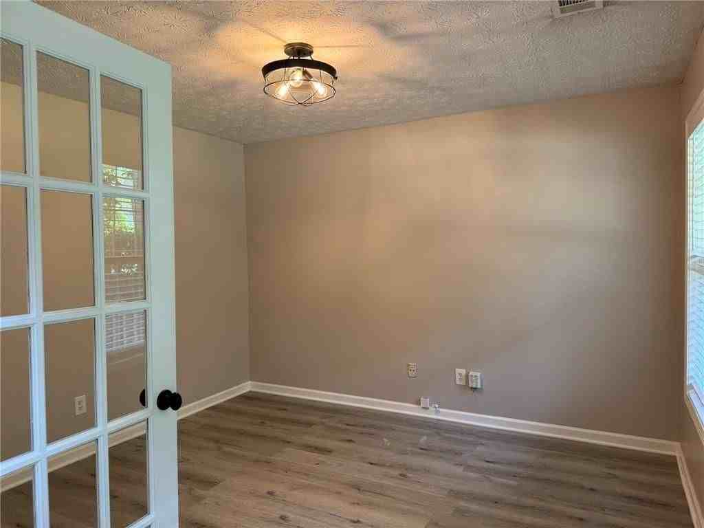 7454 Woody Springs Dr - Photo 6 of 31
