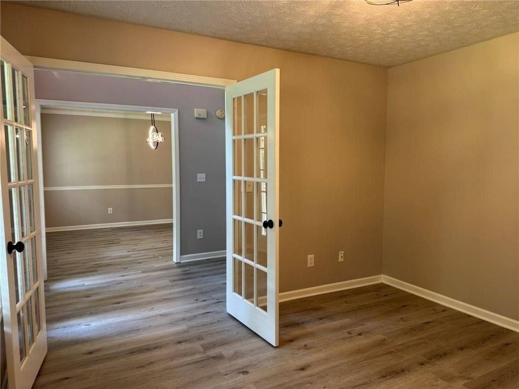 7454 Woody Springs Dr - Photo 7 of 31