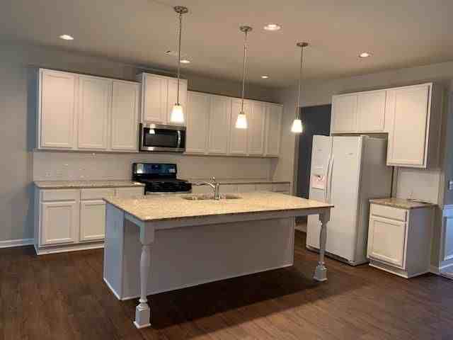 3326 Ivy Birch Way - Photo 4 of 32