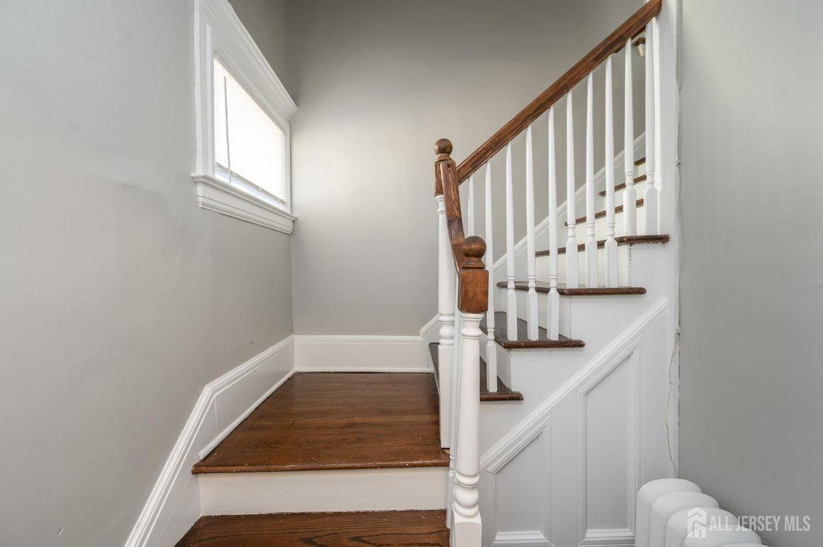 309 Augusta St ##B - Photo 5 of 21