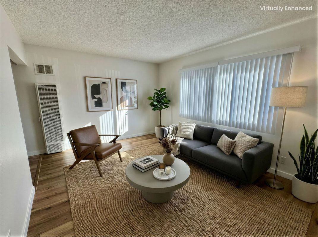 1114 N Mayfair Ave ##B - Photo 2 of 5