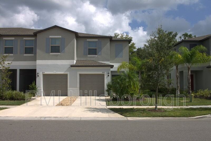 11871 Dumaine Valley Rd - Photo 2 of 13
