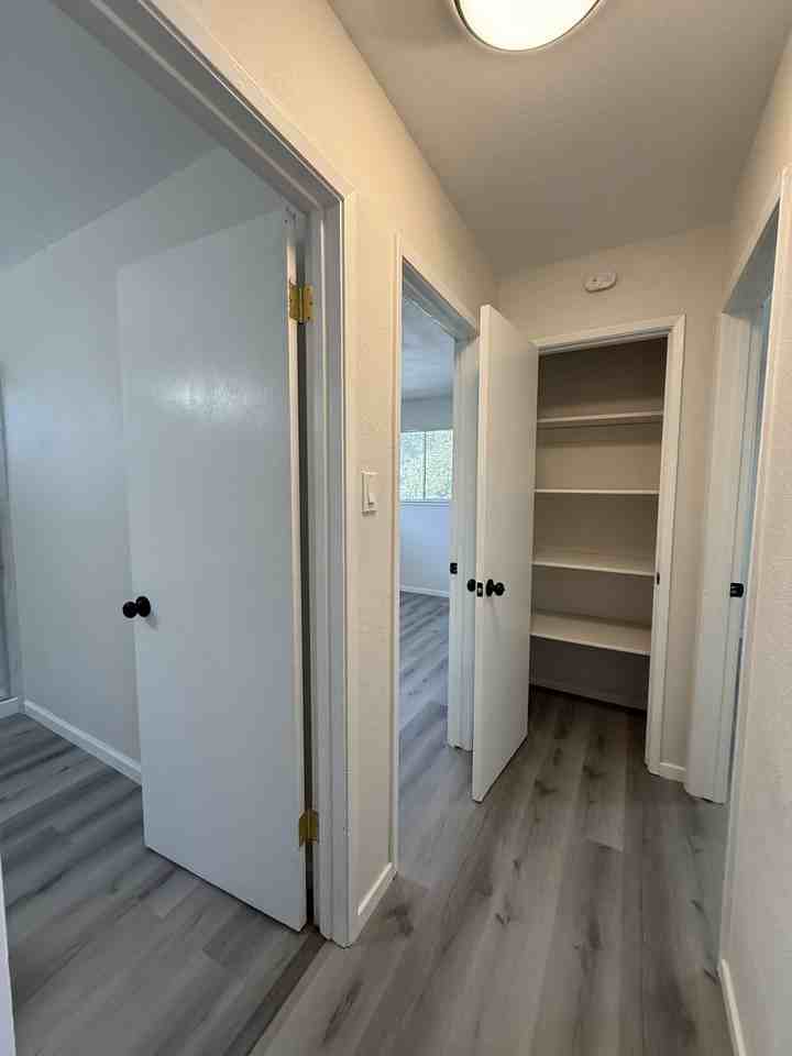 1514 V Street - Photo 3 of 8