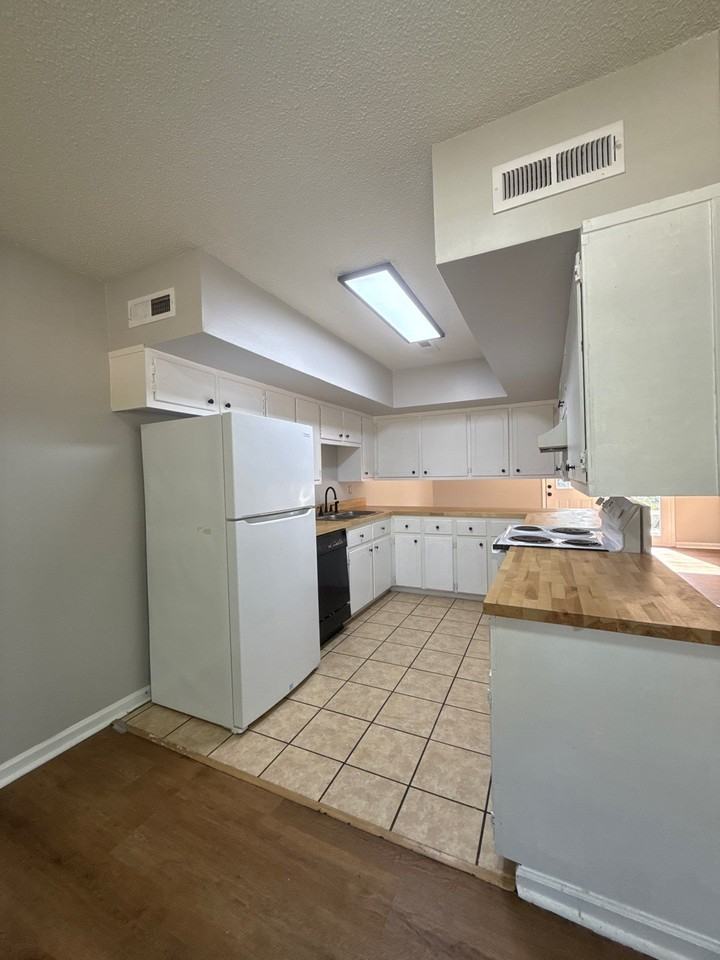 238 Lake Drive Unit 2- Ripley TN - Photo 3 of 12