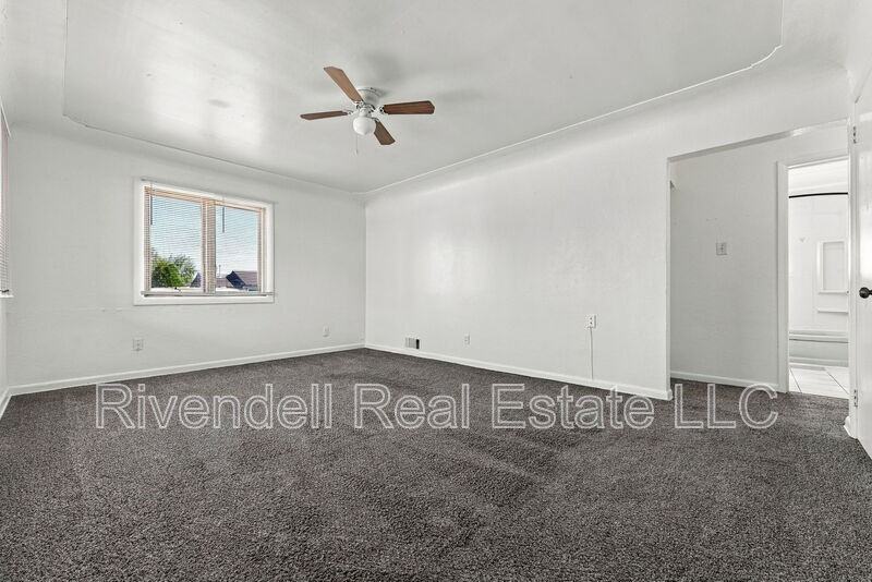 3333 Krameria St - Photo 3 of 13
