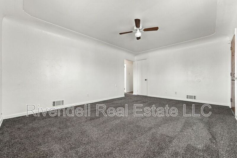 3333 Krameria St - Photo 6 of 13