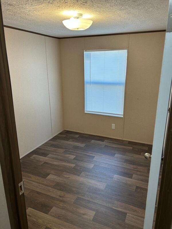 191 S King Charles Ct - Photo 3 of 8