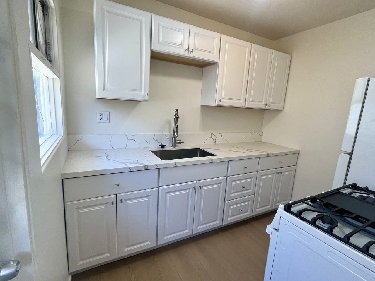 4426-32 Louisiana Street - Photo 5 of 14