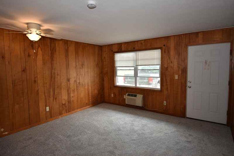 11 Alexander Dr #8 - Photo 4 of 13