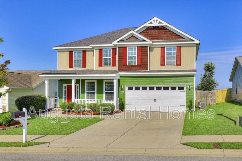 1015 Rosland Cir - Photo 2 of 50