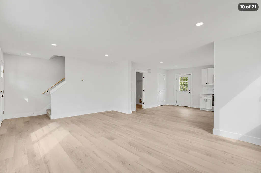 1618 Sigmon St - Photo 5 of 11