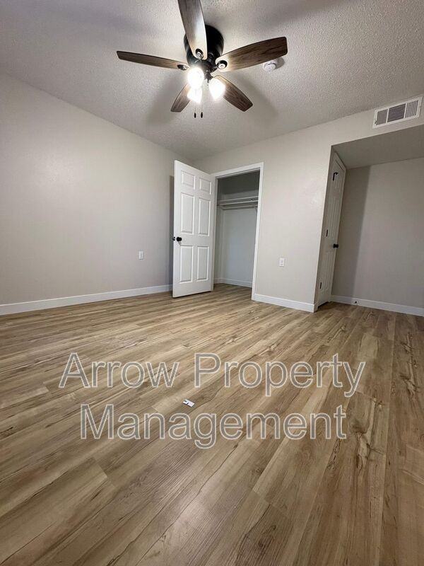1013 14th St - Photo 6 of 10