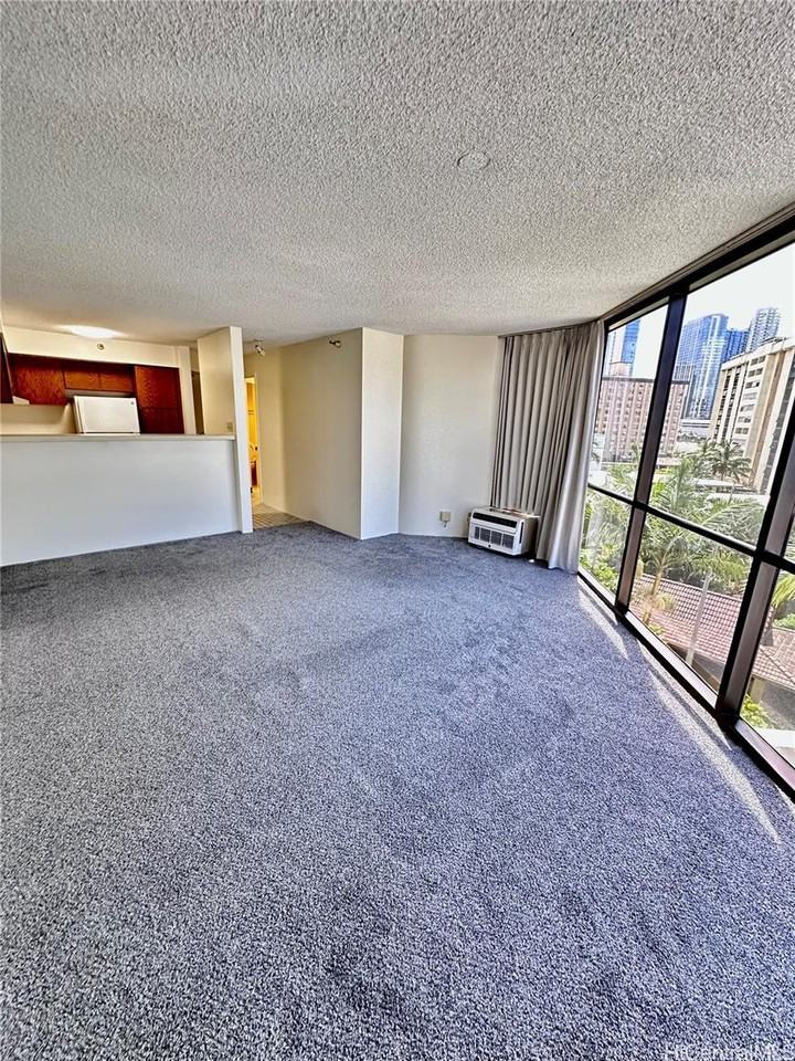 930 Kaheka St #503 - Photo 3 of 13