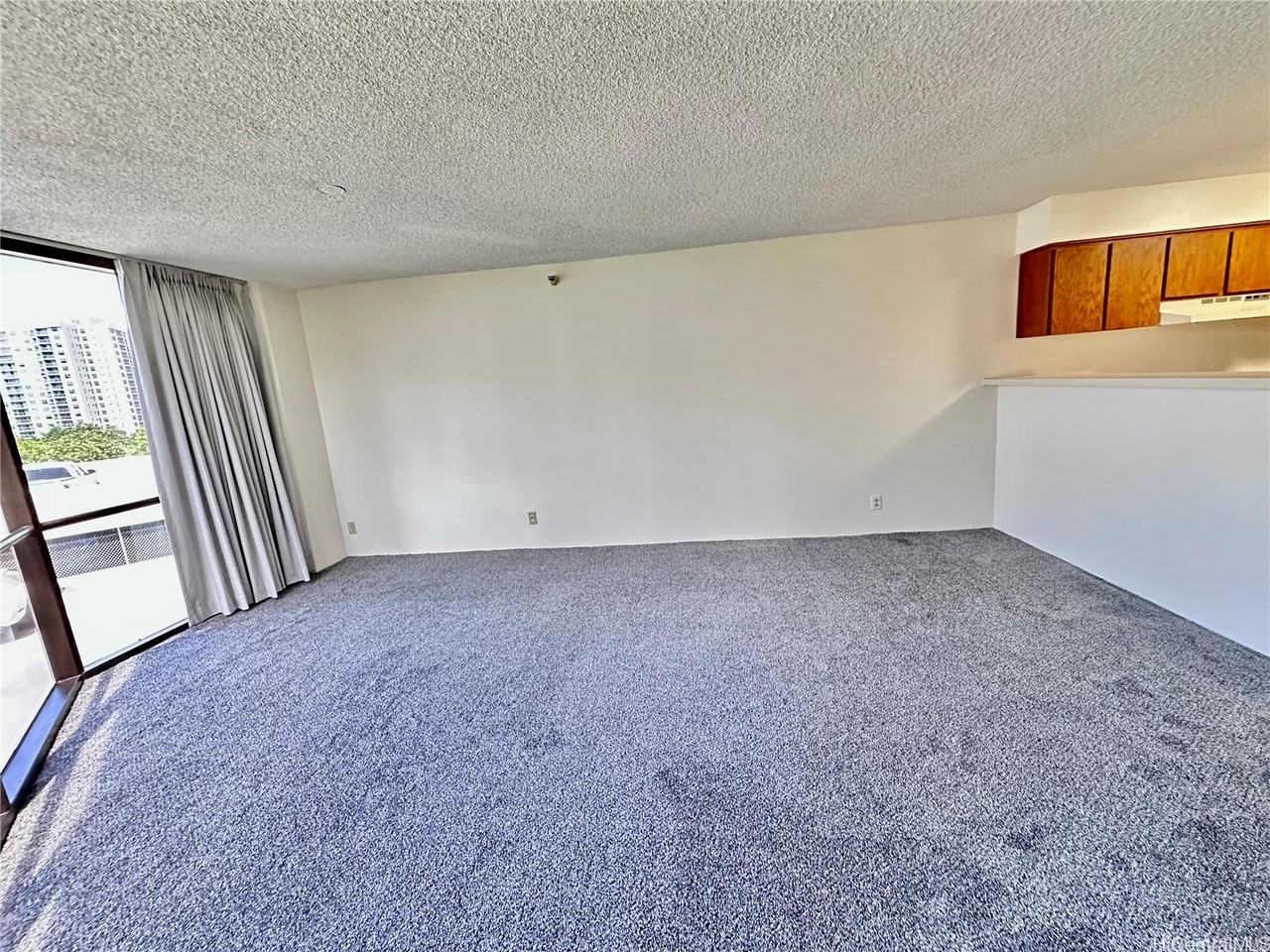 930 Kaheka St #503 - Photo 4 of 13