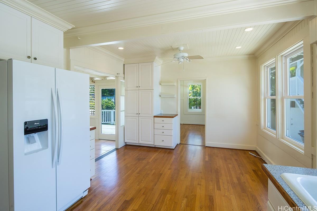 315 N Kalaheo Ave #A - Photo 3 of 19