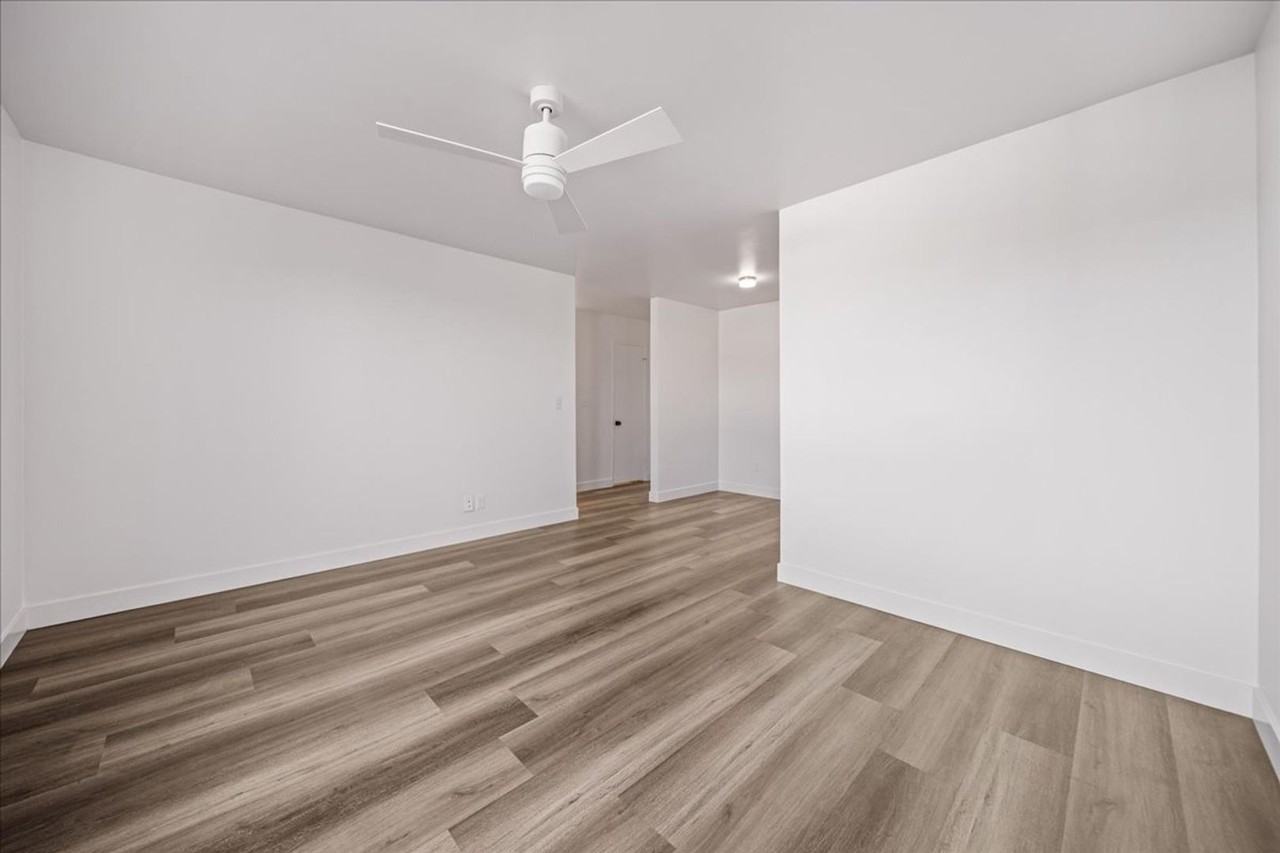 2736 Pomeroy Ave - Photo 2 of 13