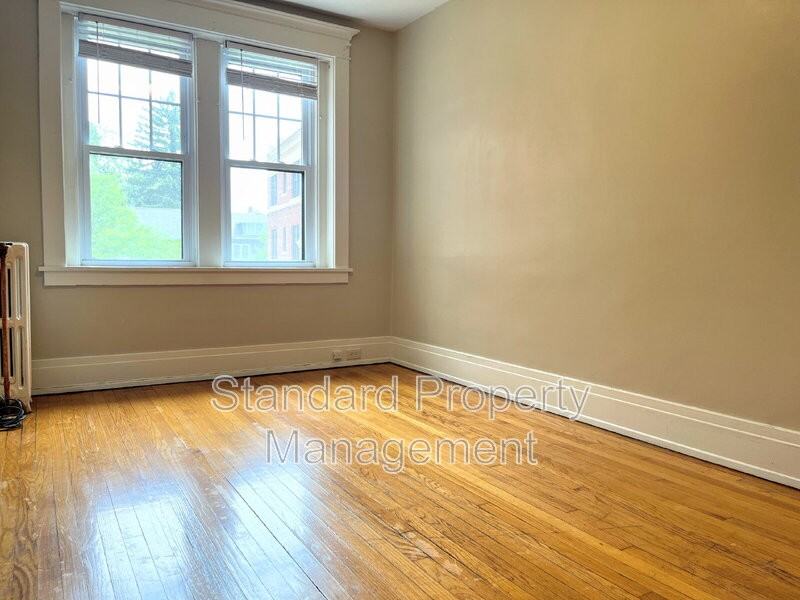 196 Crescent Ave #16D - Photo 6 of 7
