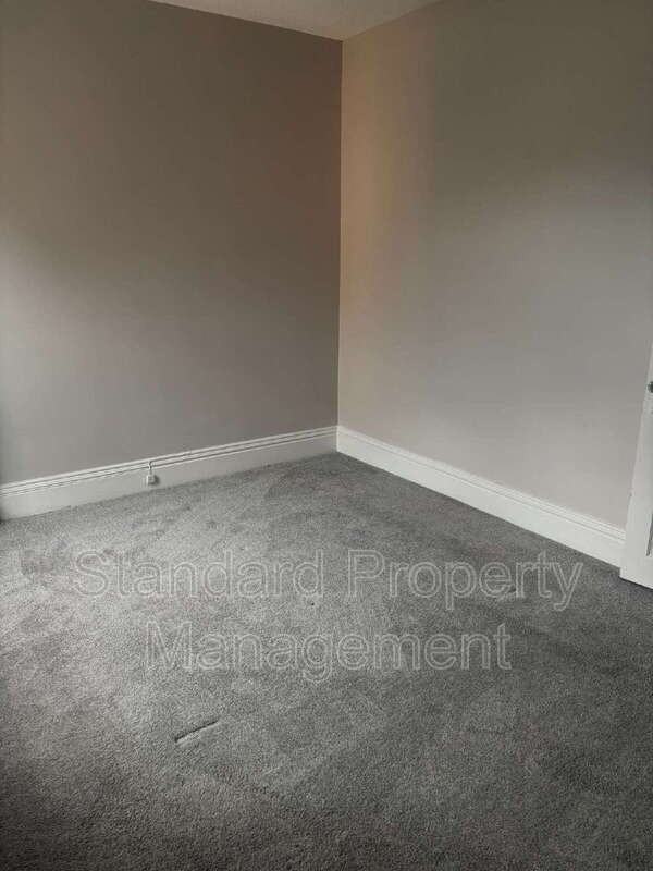 53 Robie St #3 - Photo 4 of 6