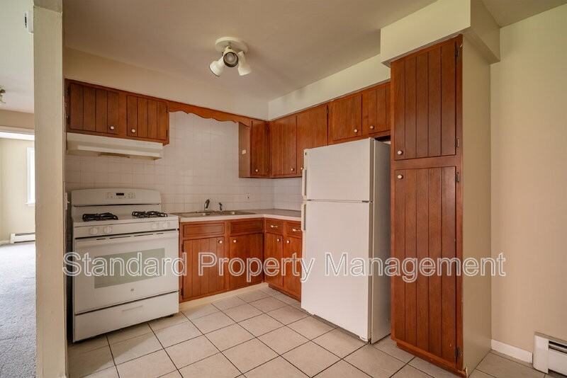 770 Mill Rd #5B - Photo 3 of 10