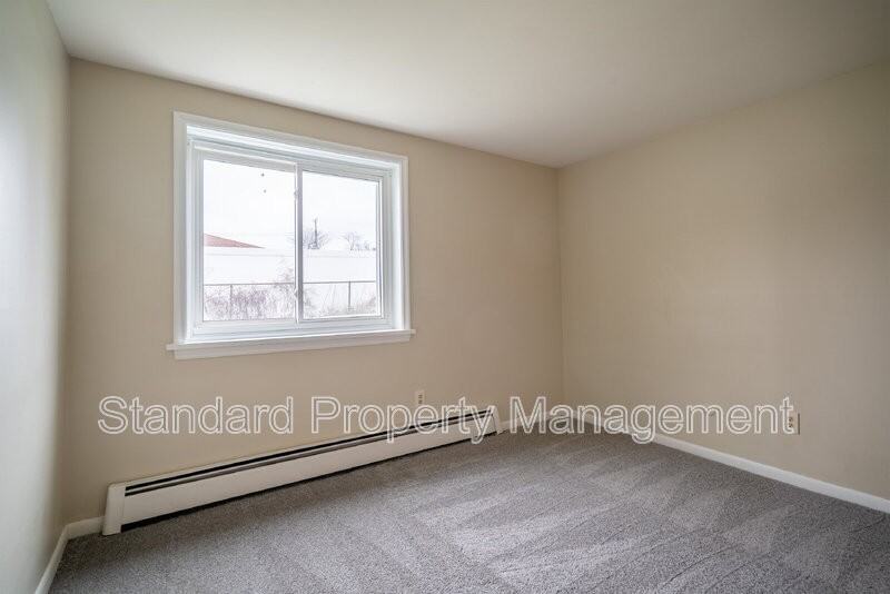 770 Mill Rd #5B - Photo 6 of 10