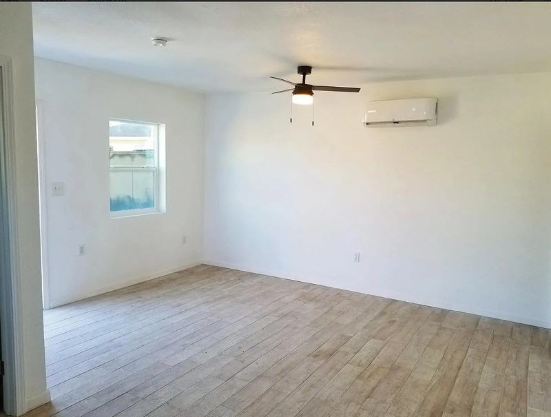 136 T St #B - Photo 3 of 6