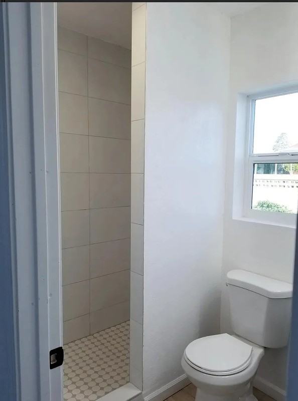 136 T St #B - Photo 5 of 6