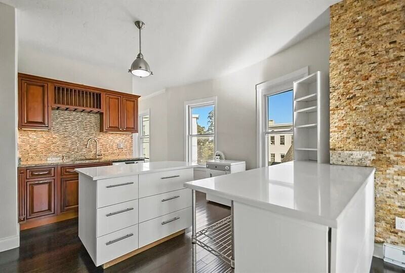52 Providence St #3 - Photo 6 of 14