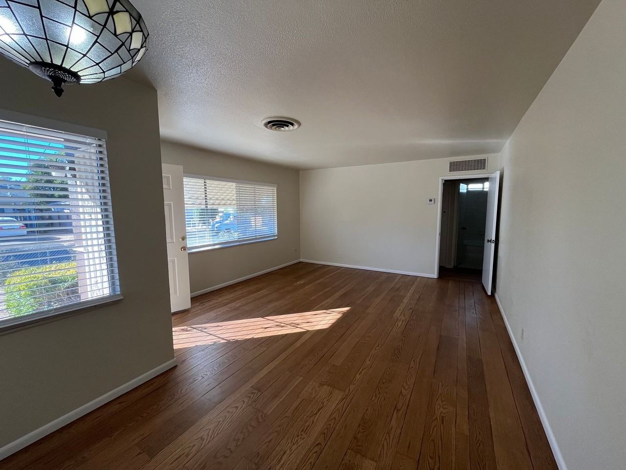 1109 2nd St - Photo 2 of 17