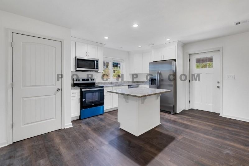 6929 Strickland St - Photo 3 of 23