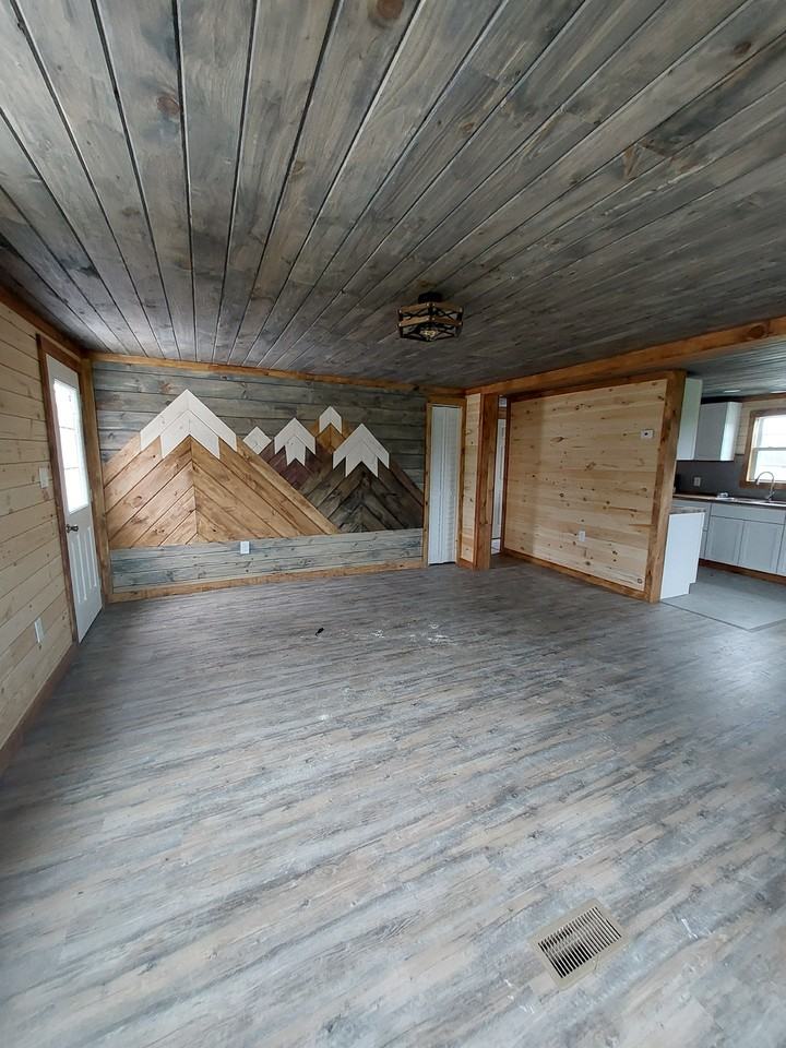 917 Caroline Rd - Photo 6 of 17