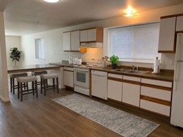 featured image of 5 15th Ave