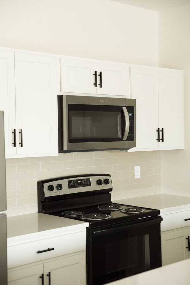Oak Hill Apartments - Photo 4 of 18