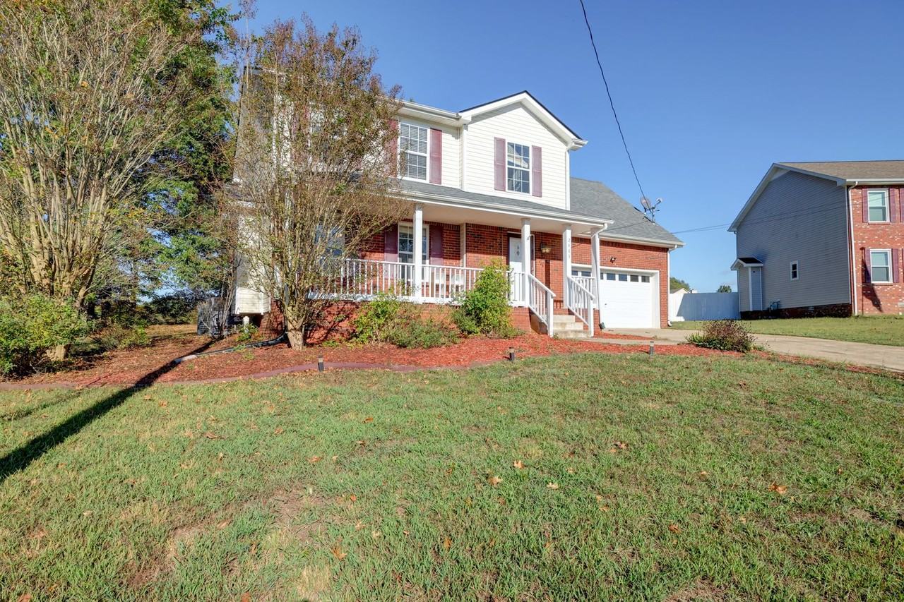 2463 Elkmont Dr - Photo 4 of 50