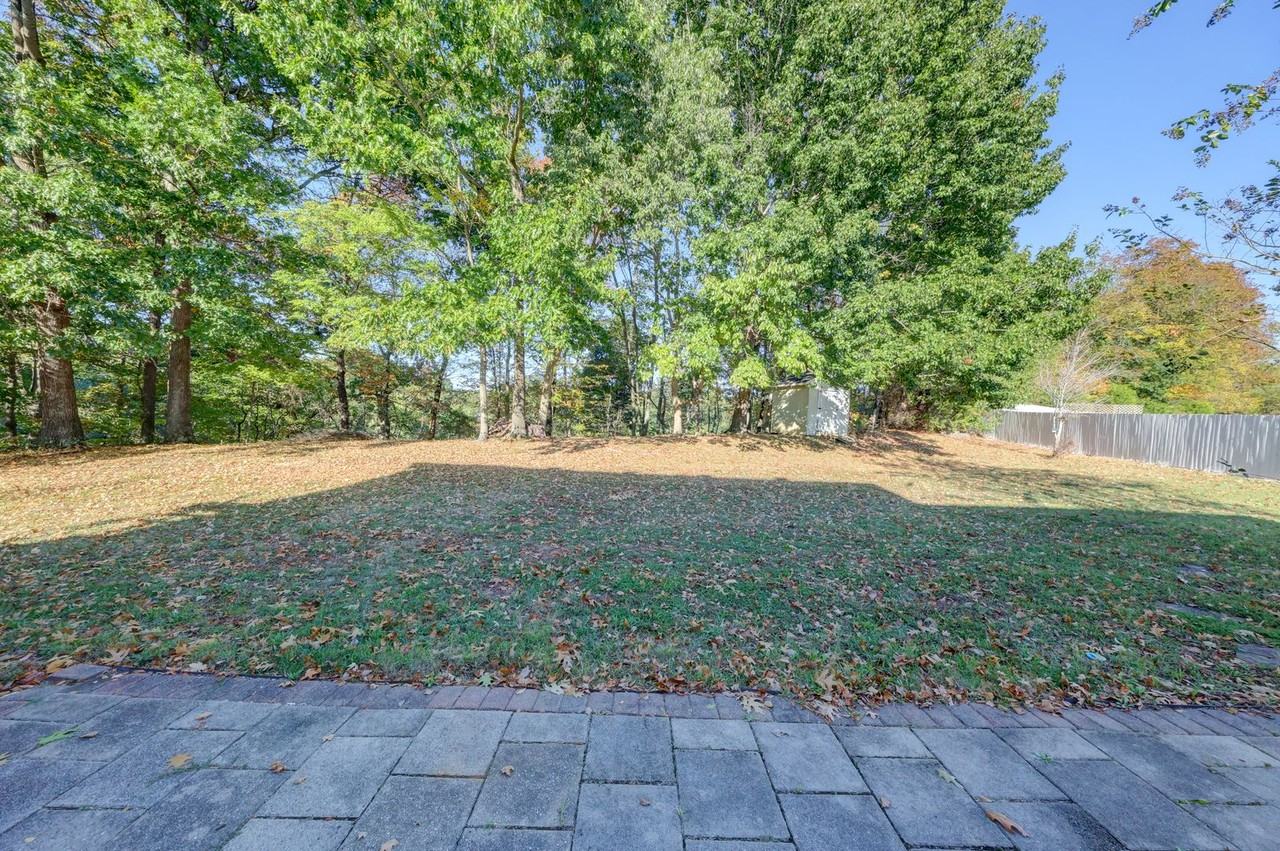 2463 Elkmont Dr - Photo 5 of 50