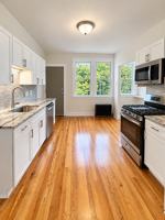 featured image of 90 Monroe St