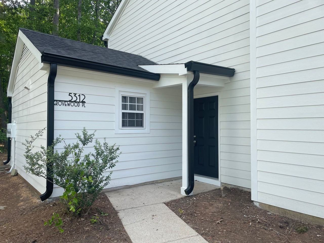 5312 Grovewood Pl - Photo 2 of 20