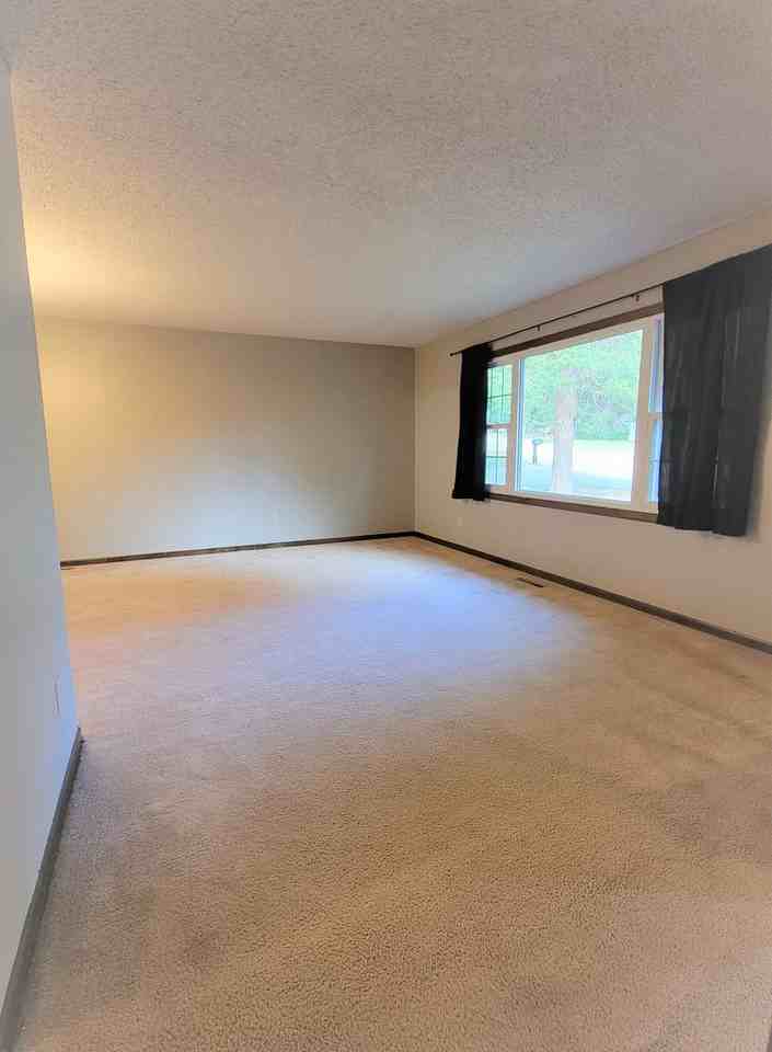 3434 Chimney Rock Rd - Photo 3 of 36