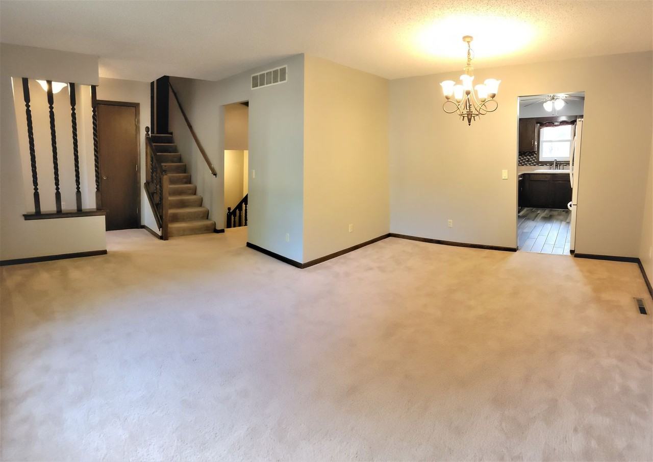 3434 Chimney Rock Rd - Photo 6 of 36