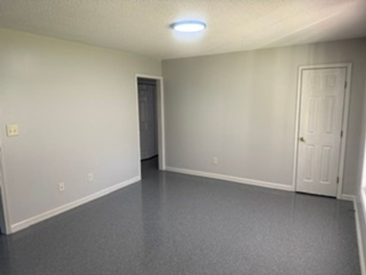 233A Lakewood Dr - Photo 4 of 10