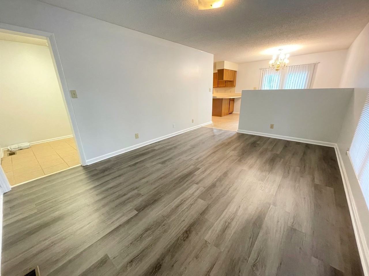 823 Old Pittsboro Rd - Photo 4 of 32