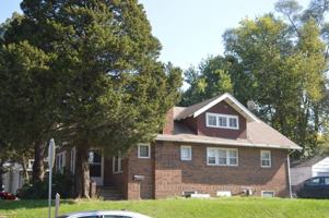 featured image of 3230 Lincoln Way