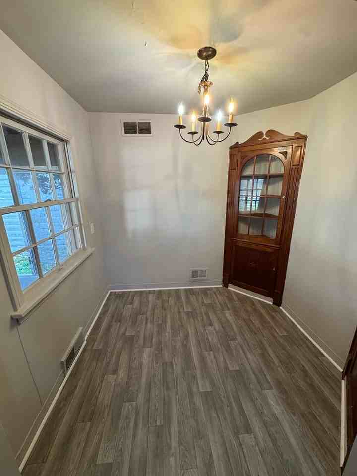 801 Hamilton Ave - Photo 2 of 9