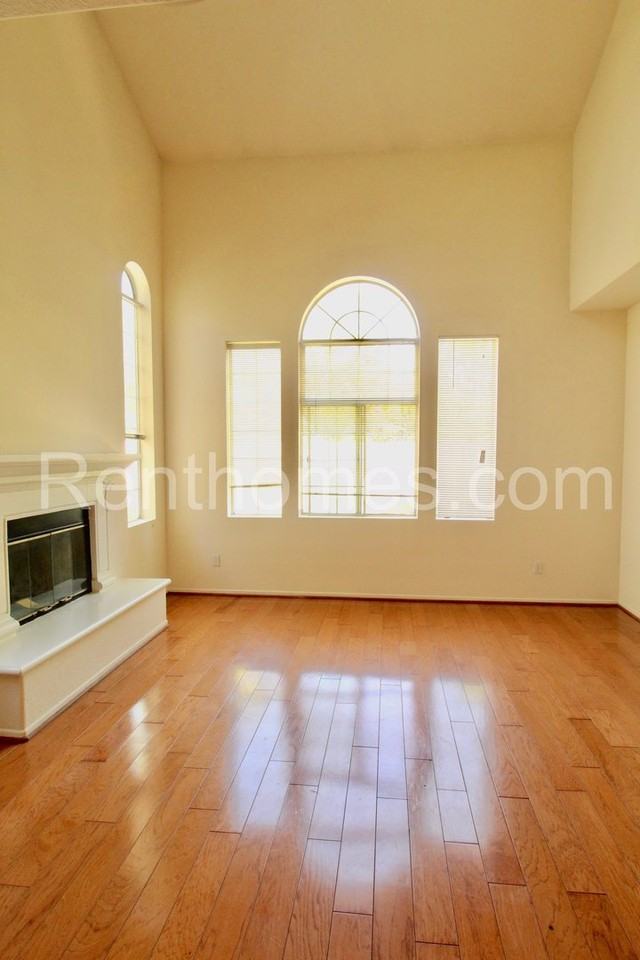 1880 Matin Cir - Photo 2 of 25