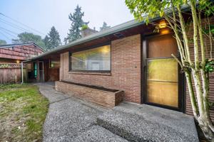 featured image of 13229 Des Moines Memorial Dr S